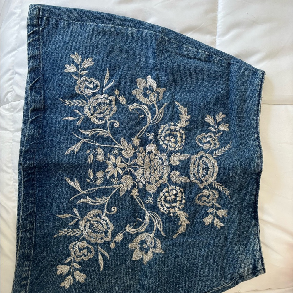 Floral Embroidered Denim Skirt